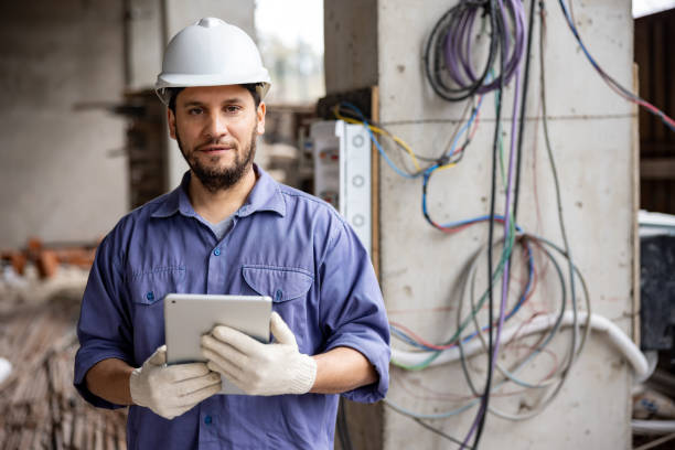 Best Electrical Outlet Repair  in East Bethel, MN
