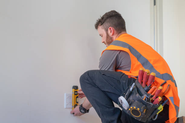 Best 24-Hour Electrician  in East Bethel, MN